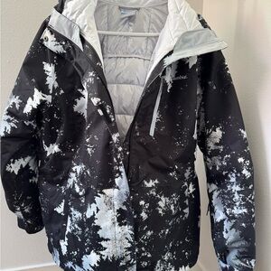 Columbia Black and White/Gray Snow Jacket